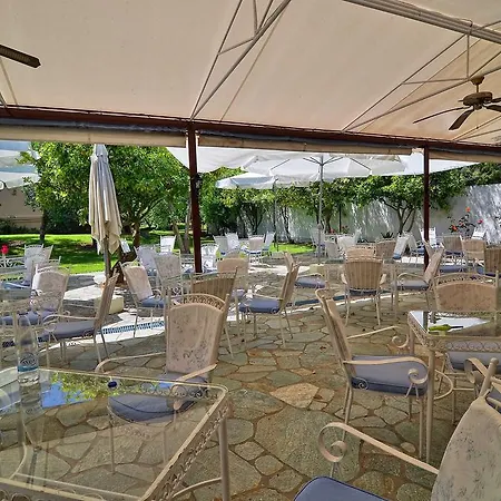 Konaki Hotel 2*
